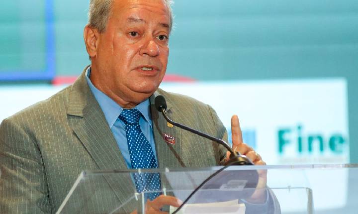 CNI vê risco para exportações com tarifa de 25% dos EUA